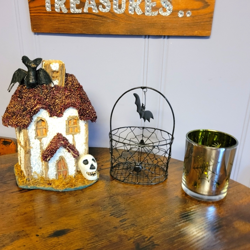 Vintage lot of 3 Halloween Haunted House, Bat basket,spider votive